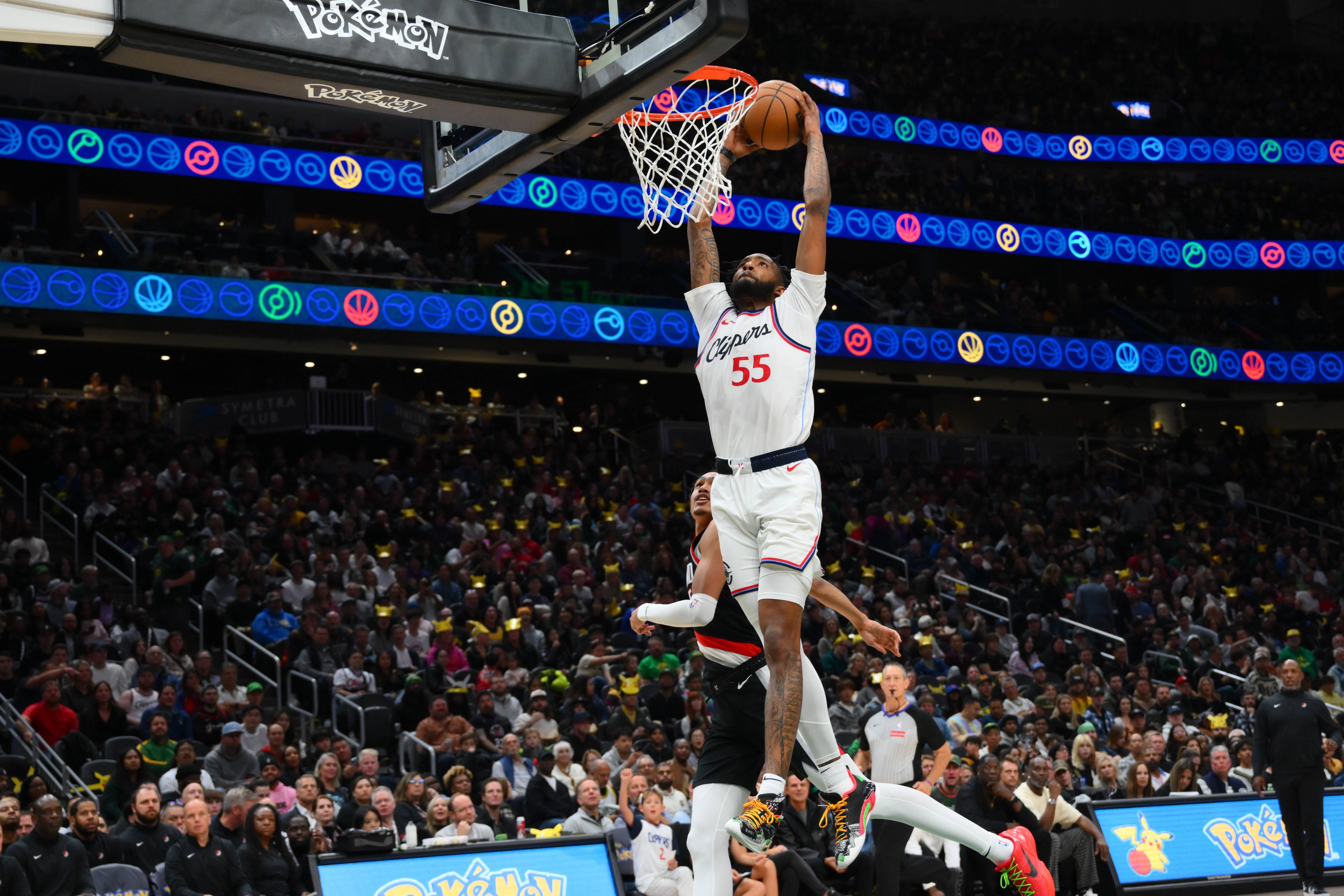 今夜NBA季后赛焦点战,达拉斯独行侠主帅复盘,赛场秩序良好,团队化学反应显著的简单介绍 今夜NBA季后赛焦点战,达拉斯独行侠主帅复盘,赛场秩序良好,团队化学反应显著的简单介绍